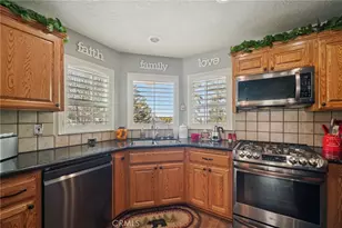 5319 Desert View, Wrightwood, CA 92397 - Photo 21