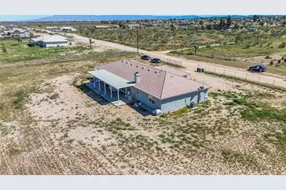 7576 Sunset, Phelan, CA 92371 - Photo 37