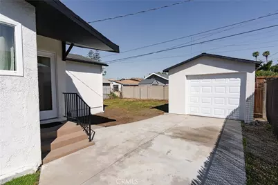 1615 W 67th, Los Angeles, CA 90047 - Photo 17
