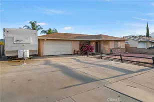 41278 Torrey Pine Ct, Hemet, CA 92544 - Photo 3