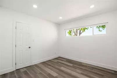 1258 W 121st, Los Angeles, CA 90044 - Photo 25