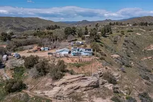 30090 Briggs Rd, Agua Dulce, CA 91390 - Photo 23