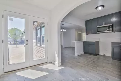 205 W 98th, Los Angeles, CA 90003 - Photo 21