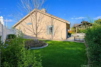 1063 Barnes Court, Calimesa, CA 92320 - Photo 19