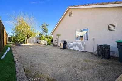 1063 Barnes Court, Calimesa, CA 92320 - Photo 21