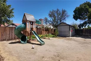 2335 Langhorn, Lancaster, CA 93535 - Photo 45