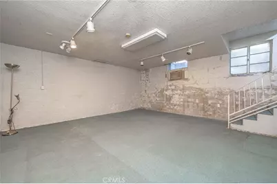 8464 California Avenue, South Gate, CA 90280 - Photo 37