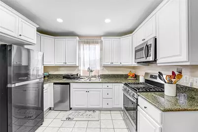 810 E 87th, Los Angeles, CA 90002 - Photo 9