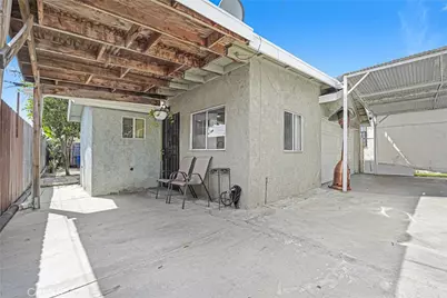 810 E 87th, Los Angeles, CA 90002 - Photo 21