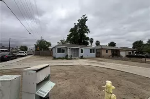 501 W Latham, Hemet, CA 92543 - Photo 31