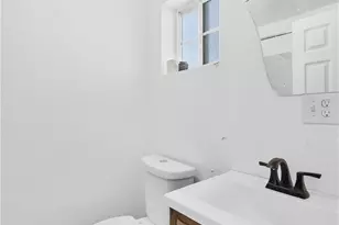 750 E 48th, Los Angeles, CA 90011 - Photo 11