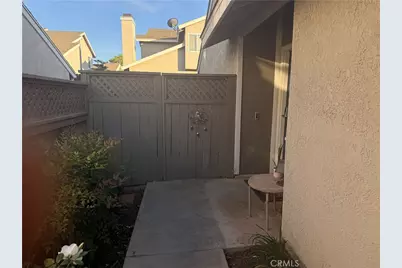 863 Encino, Corona, CA 92882 - Photo 3