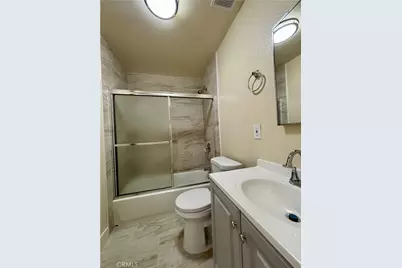 227 229 E 81st, Los Angeles, CA 90003 - Photo 11
