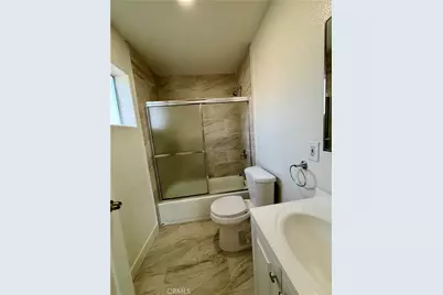 227 229 E 81st, Los Angeles, CA 90003 - Photo 25