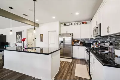 12945 Ivy Hill Court, Victorville, CA 92392 - Photo 21