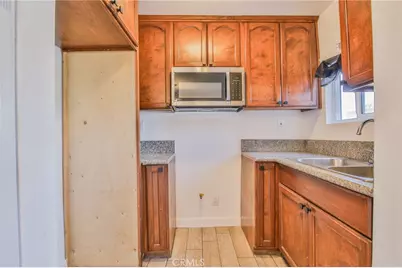 1712 E 57th, Los Angeles, CA 90058 - Photo 13