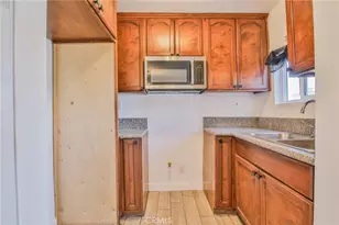 1712 E 57th, Los Angeles, CA 90058 - Photo 13