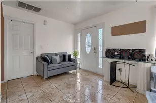 21931 Violeta Ave, Hawaiian Gardens, CA 90716 - Photo 9