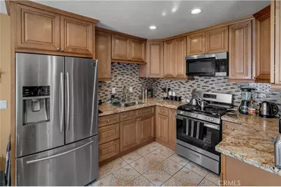 21931 Violeta Avenue, Hawaiian Gardens, CA 90716 - Photo 15