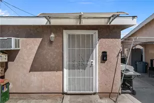 21931 Violeta Ave, Hawaiian Gardens, CA 90716 - Photo 33