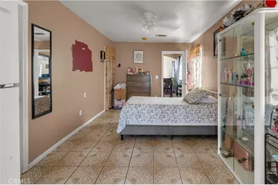 21931 Violeta Avenue, Hawaiian Gardens, CA 90716 - Photo 27