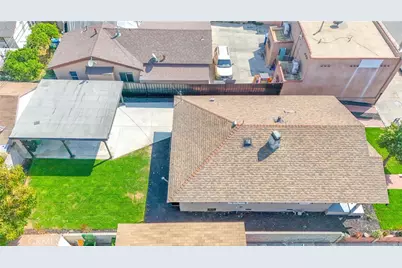 1331 W Manchester, Los Angeles, CA 90044 - Photo 29