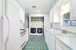 20806 Gridley Road, Lakewood, CA 90715 - Photo 9
