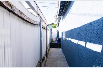2121 E Shauer, Compton, CA 90222 - Photo 11