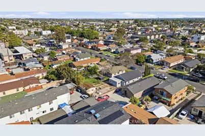 137 W 84th Place, Los Angeles, CA 90003 - Photo 31
