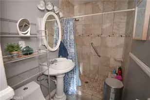 18264 Santa Ana, Bloomington, CA 92316 - Photo 23