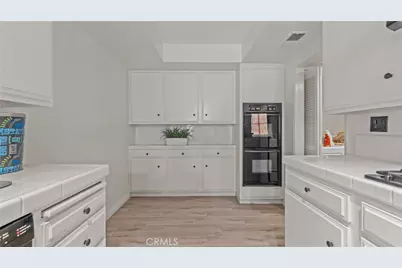 14521 Benefit St #102, Sherman Oaks, CA 91403 - Photo 7