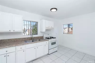 811 S Gage Avenue, Los Angeles, CA 90023 - Photo 13