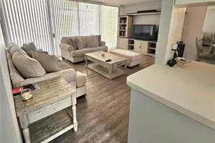 6979 Palm Ct, Riverside, CA 92506 - Photo 5