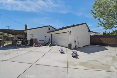 1365 N Chestnut, Rialto, CA 92376 - Photo 33