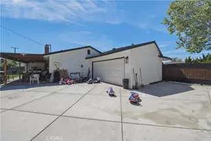 1365 N Chestnut, Rialto, CA 92376 - Photo 33