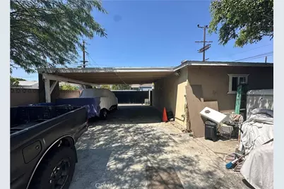 10673 Saticoy, Los Angeles, CA 91352 - Photo 15