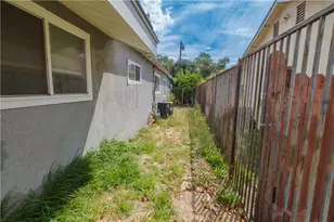 1938 Marigold St, Pomona, CA 91767 - Photo 45