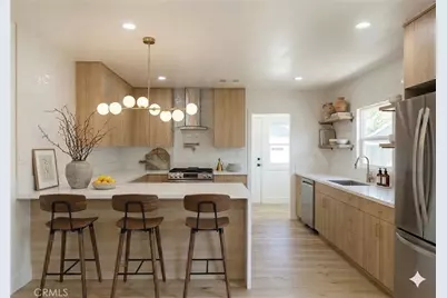 2249 W 30th Street, Los Angeles, CA 90018 - Photo 7