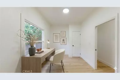 2249 W 30th Street, Los Angeles, CA 90018 - Photo 9