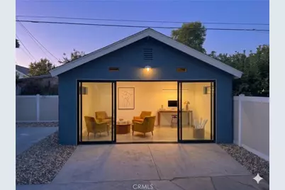 2249 W 30th Street, Los Angeles, CA 90018 - Photo 15