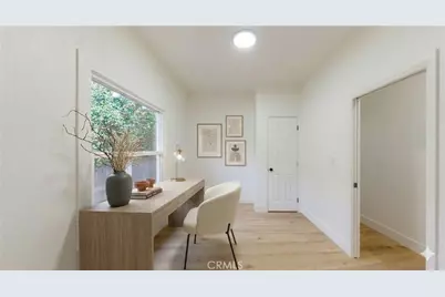 2249 W 30th Street, Los Angeles, CA 90018 - Photo 9