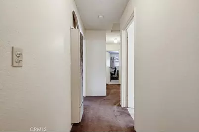 640 E 74th, Los Angeles, CA 90001 - Photo 11