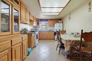 640 E 74th, Los Angeles, CA 90001 - Photo 9