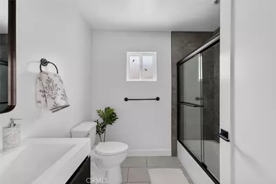 1112 E 102nd Street, Los Angeles, CA 90002 - Photo 15