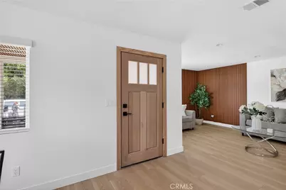 1112 E 102nd Street, Los Angeles, CA 90002 - Photo 7