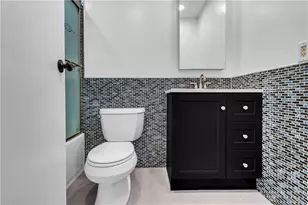 9903 Karmont, South Gate, CA 90280 - Photo 15