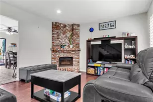 9903 Karmont, South Gate, CA 90280 - Photo 3