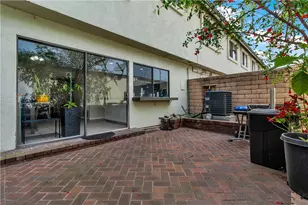 9903 Karmont, South Gate, CA 90280 - Photo 17