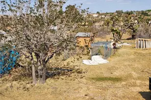 7425 Joshua View Dr, Yucca Valley, CA 92284 - Photo 23