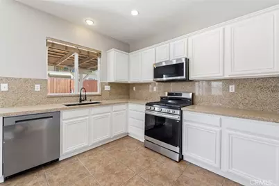 3921 Barbury Palms, Perris, CA 92571 - Photo 25